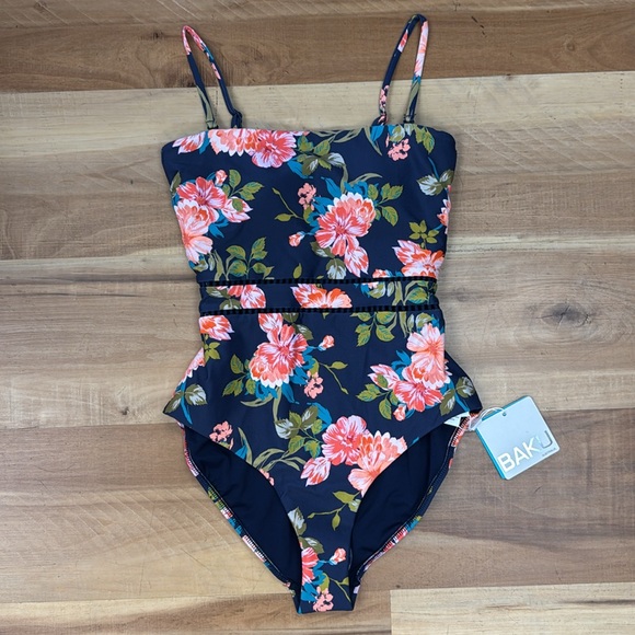 Baku Multifit Bandeau One Piece - size 8CAN - Picture 6 of 9